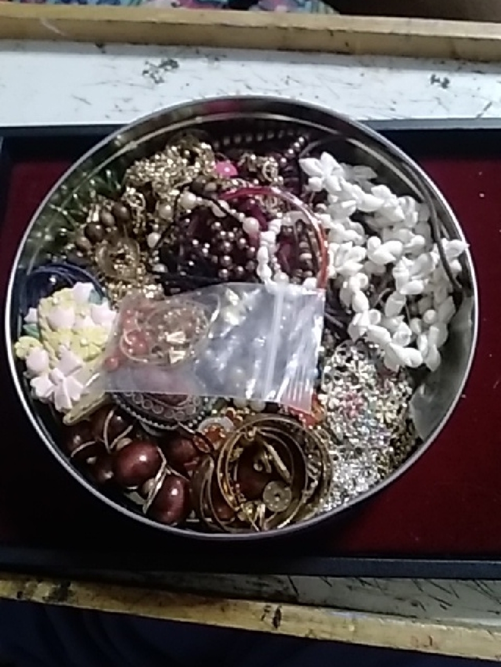 Assorted Women's Jewelry Lot